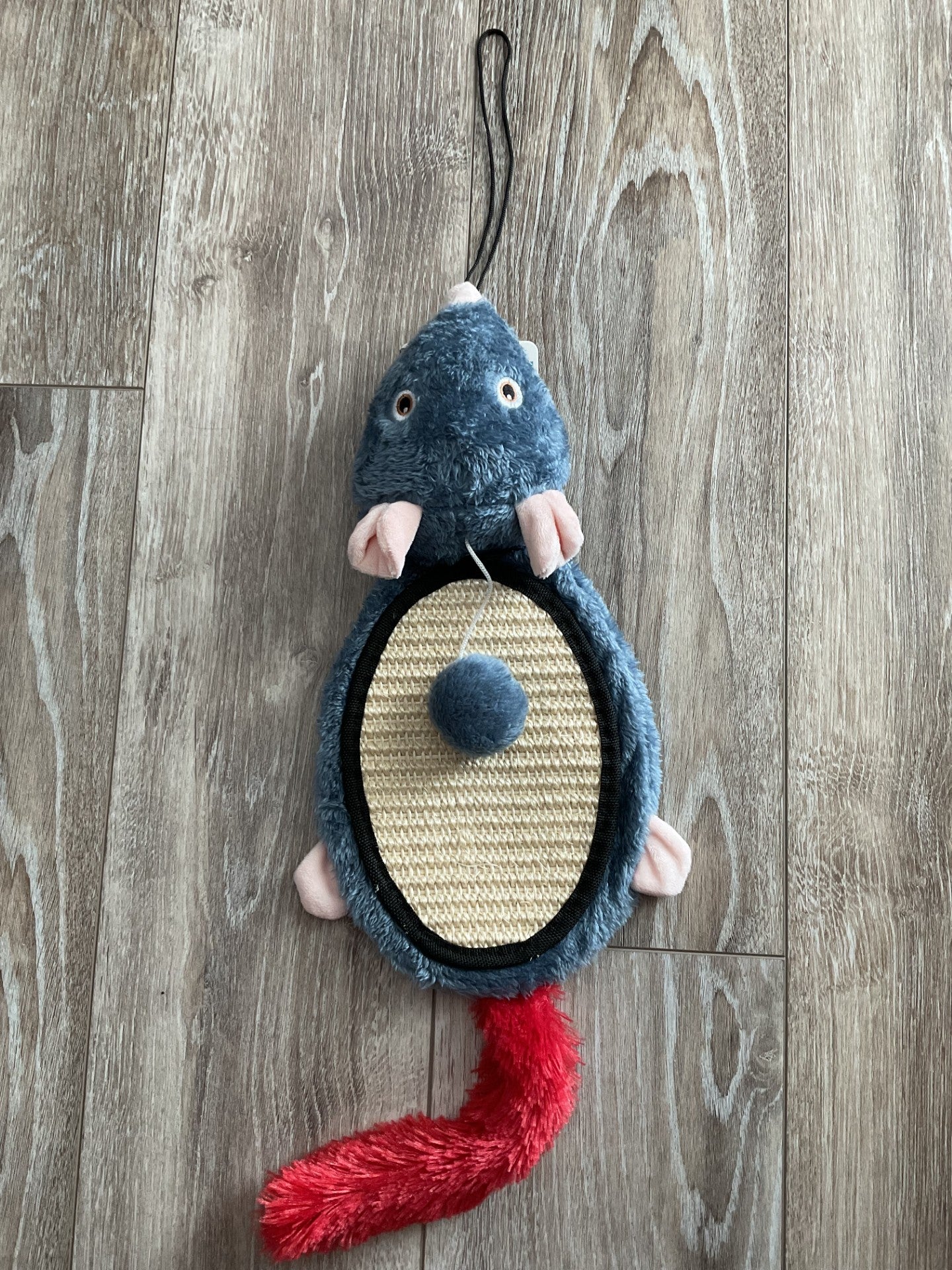 Hanging Mouse Cat Scratching Pad